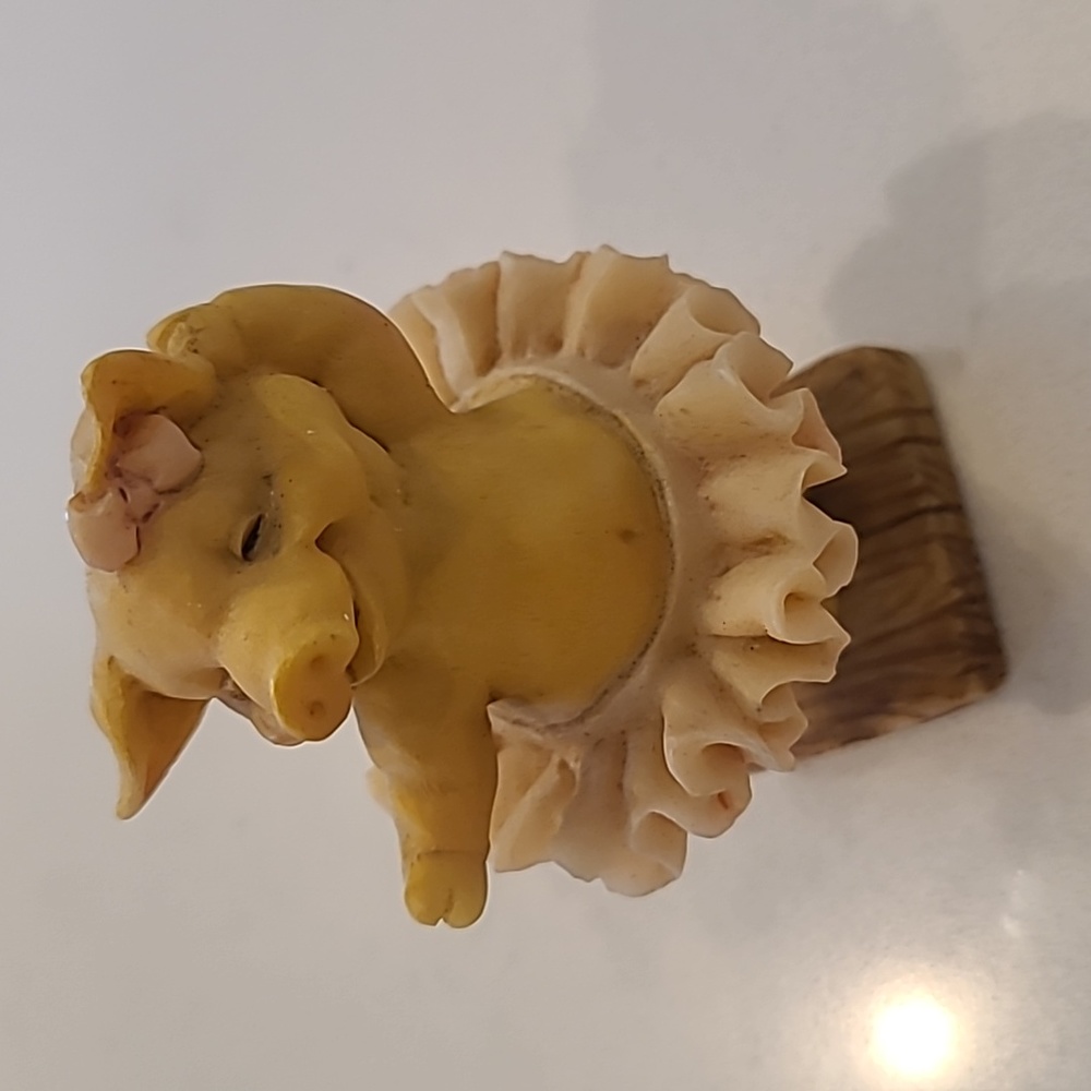 Vintage Pigsville 1992 Ganz "Dancing Ballet" PM 1309 small figurine
